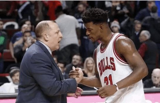 球迷甚至队 球迷甚至队